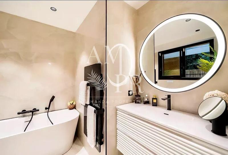 Appartement - 110 m² - 3 pièces