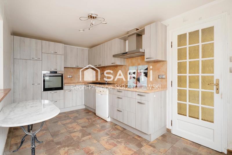 Maison - 143 m² - 6 pièces