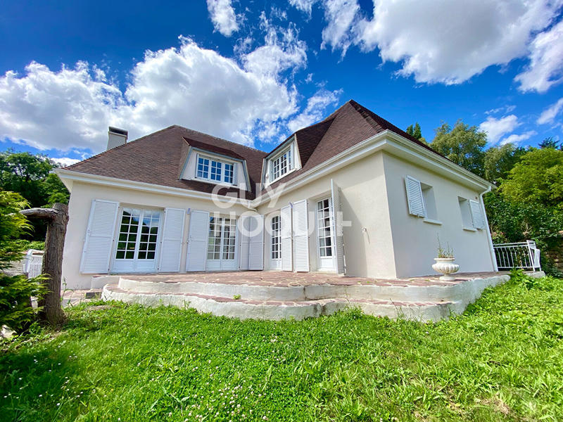 Maison - 171 m² - 8 pièces