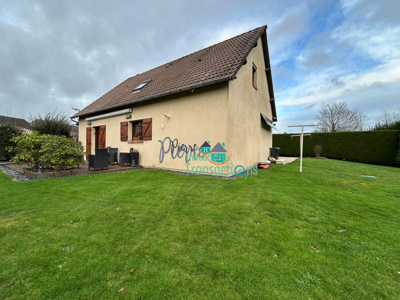 Maison - 104 m² - 5 pièces