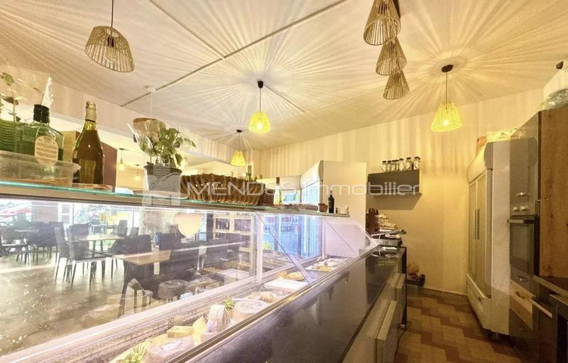 Fonds de commerce - 90 m²