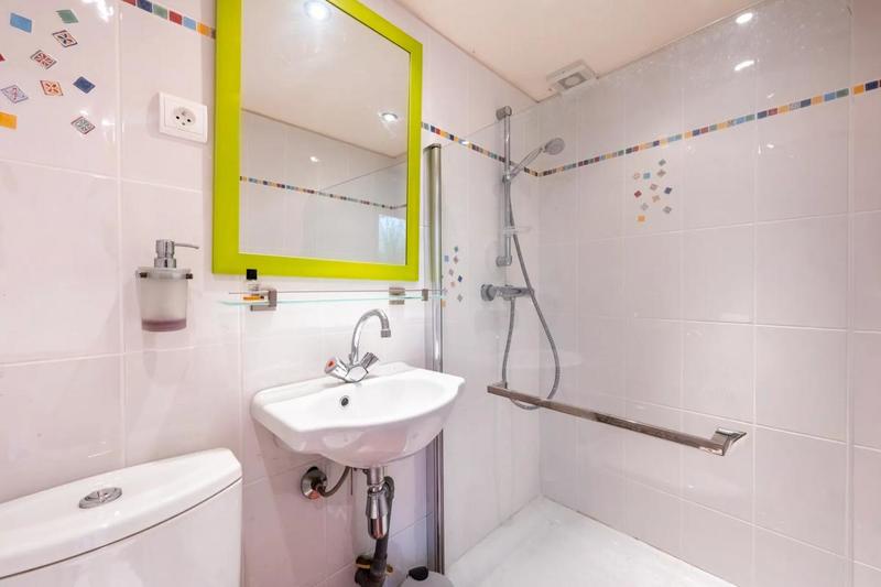 Propriété - 210 m² - 7 pièces