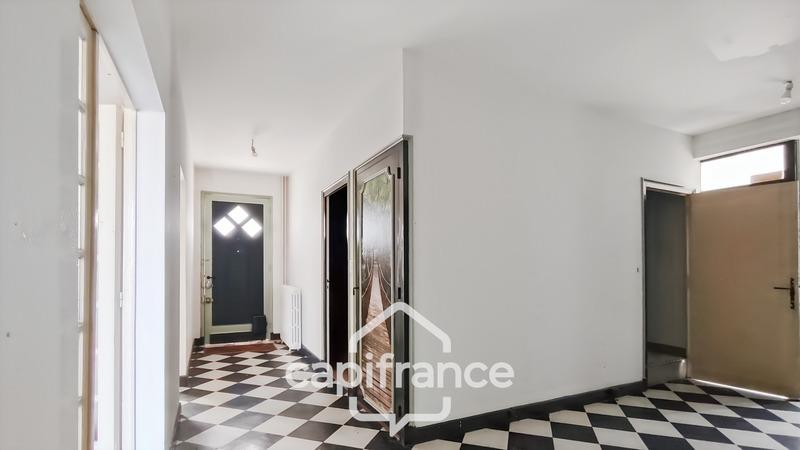 Maison - 157 m² - 7 pièces