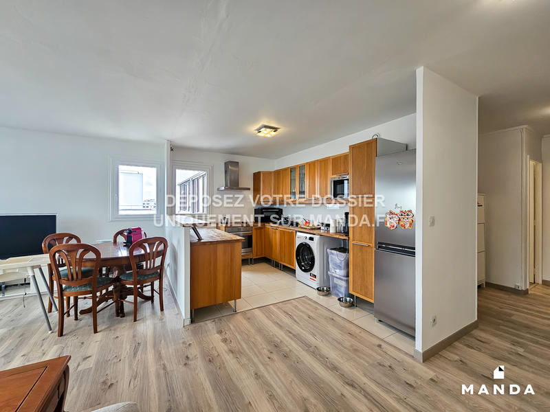 Appartement - 75 m² - 3 pièces