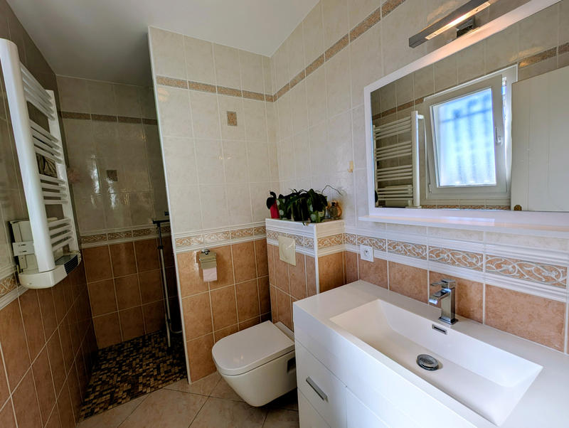 Villa - 130 m² - 4 pièces