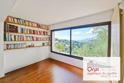 Appartement - 183 m² - 6 pièces