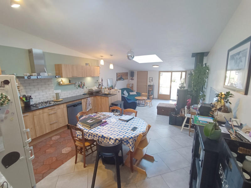 Maison - 105 m² - 5 pièces