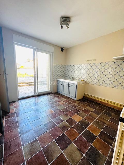 Maison en pierre - 118 m² - 6 pièces