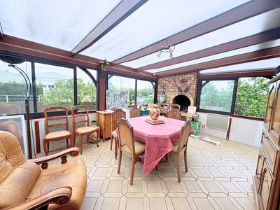 Maison - 122 m² - 6 pièces