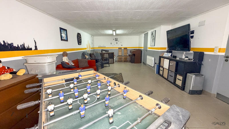 Maison - 130 m² - 6 pièces