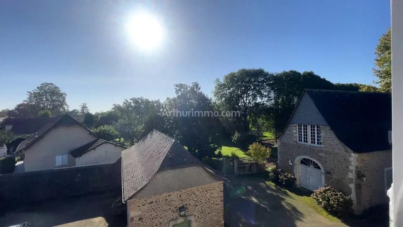 Maison - 244 m² - 6 pièces