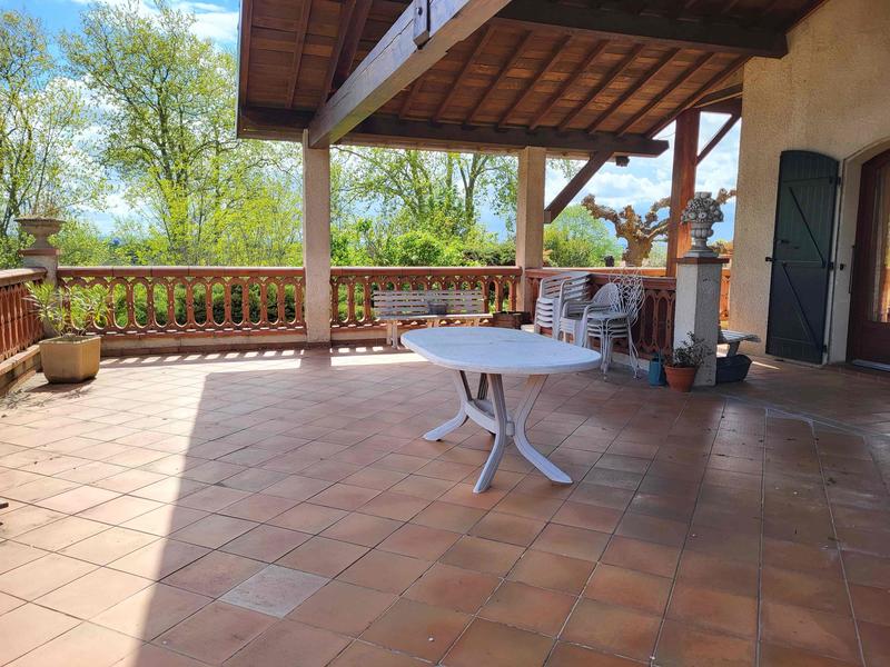 Villa - 196 m² - 7 pièces