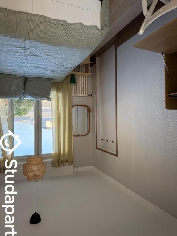 Chambre - 15 m² - 1 pièce