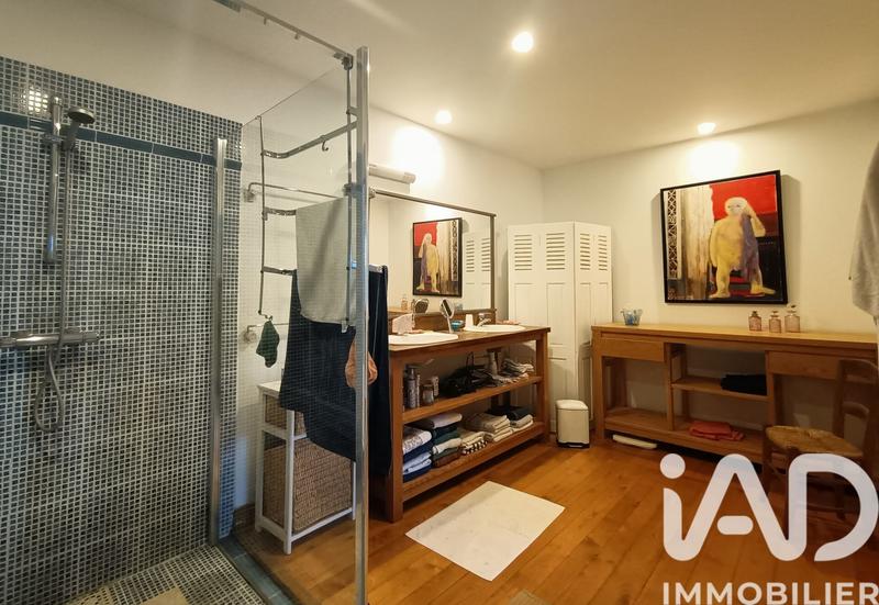 Maison - 318 m² - 7 pièces