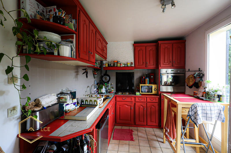 Maison - 90 m² - 5 pièces