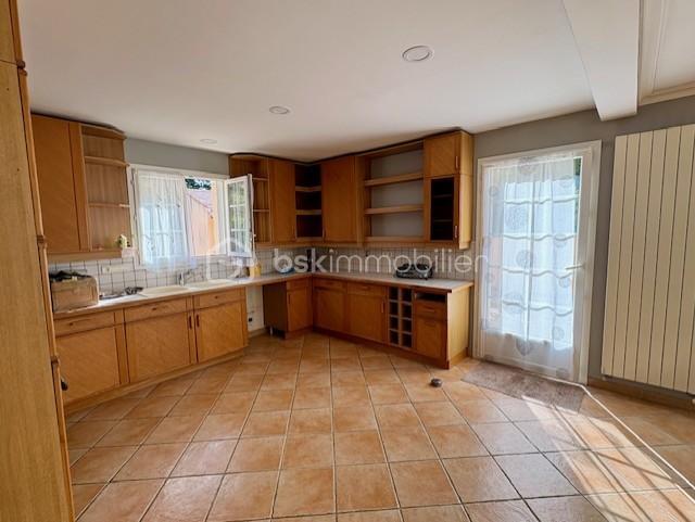 Maison - 175 m² - 7 pièces