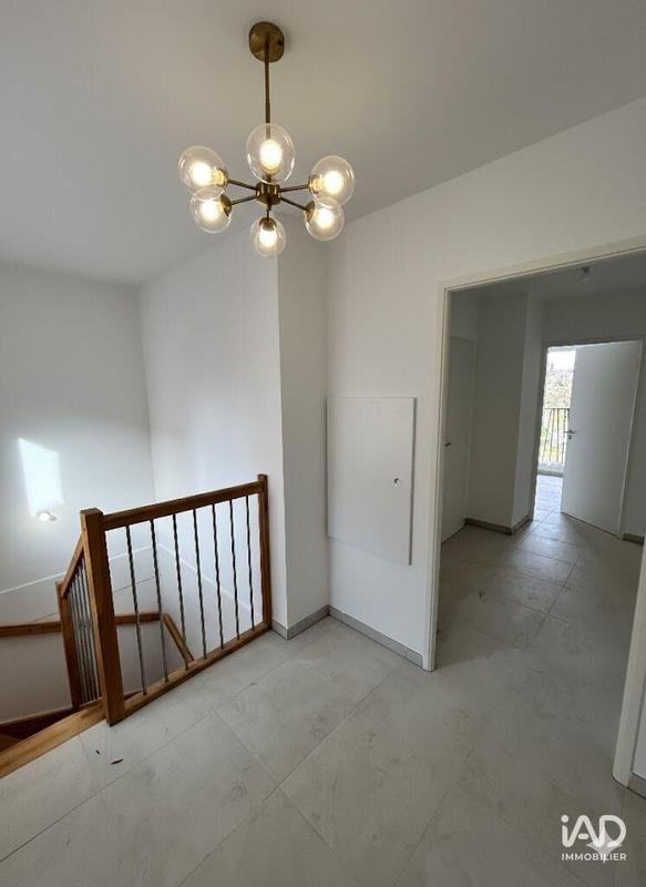 Maison - 96 m² - 5 pièces