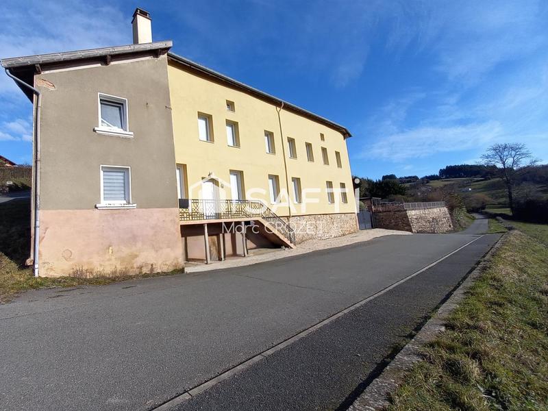 Maison - 214 m² - 8 pièces