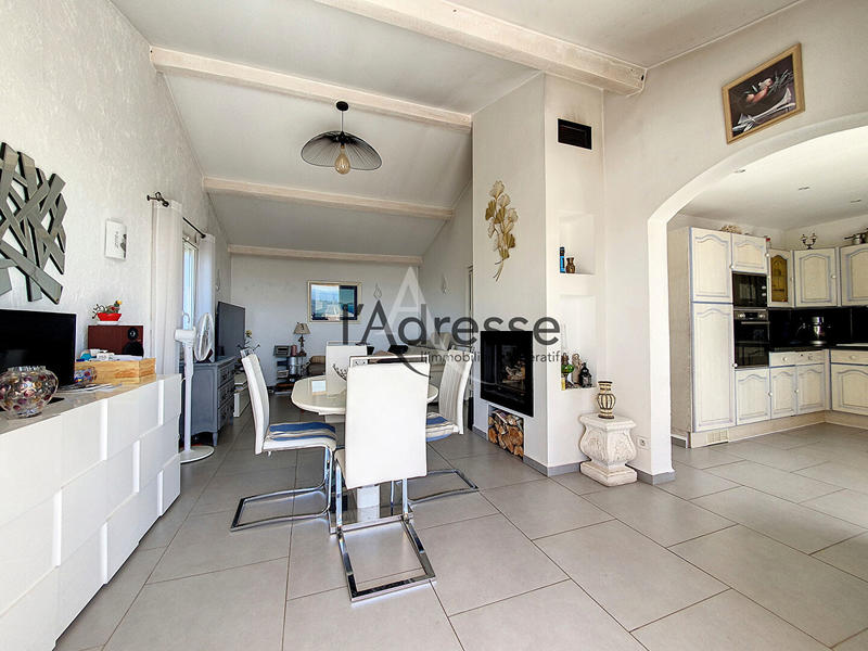 Villa - 120 m² - 5 pièces