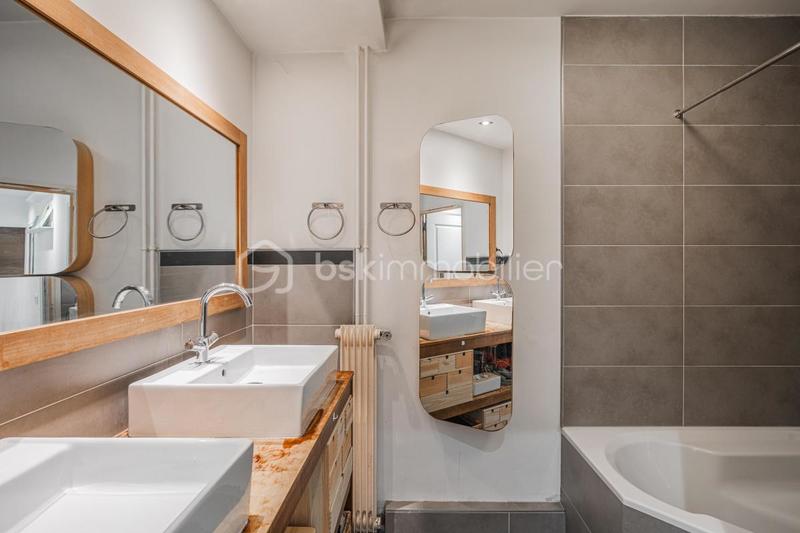 Appartement - 82 m² - 4 pièces