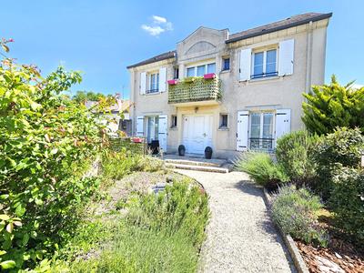 Maison - 130 m² - 5 pièces