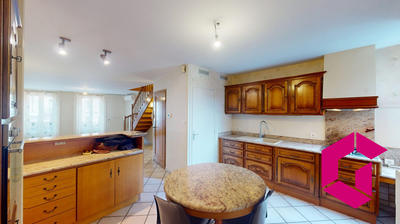 Appartement - 110 m² - 4 pièces