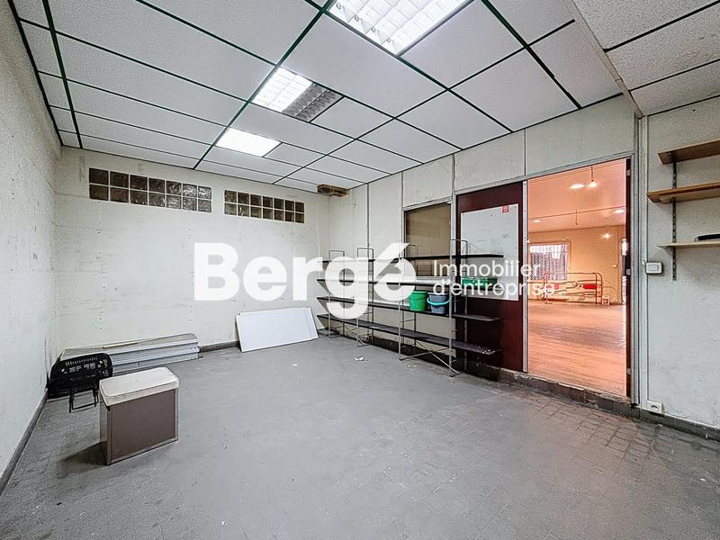 Local commercial - 215 m²