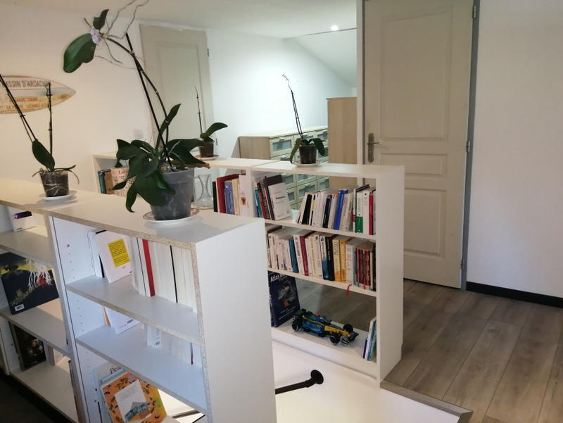 Maison - 280 m² - 9 pièces