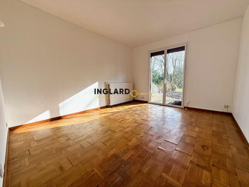 Maison - 205 m² - 8 pièces