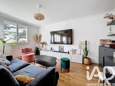 Appartement - 90 m² - 4 pièces