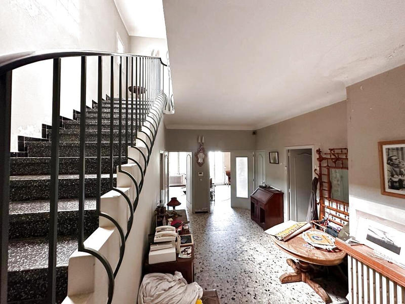 Maison - 206 m² - 7 pièces