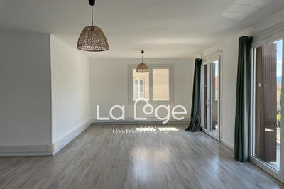 Appartement - 88 m² - 4 pièces