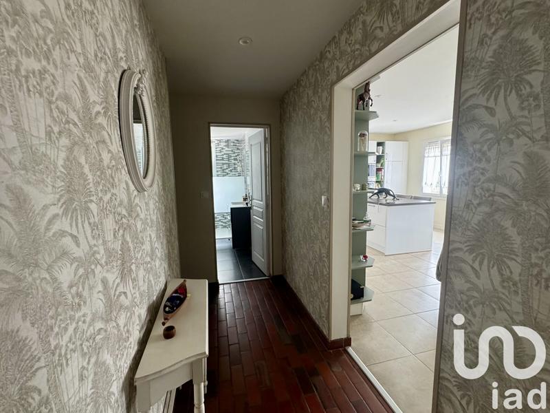 Maison - 225 m² - 8 pièces