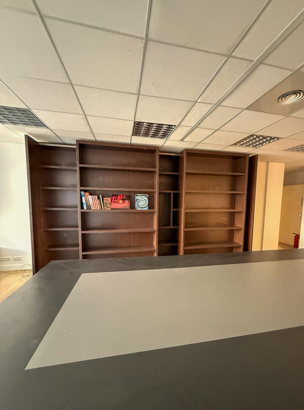 Bureau - 124 m²