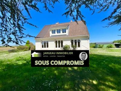 Maison - 151 m² - 6 pièces