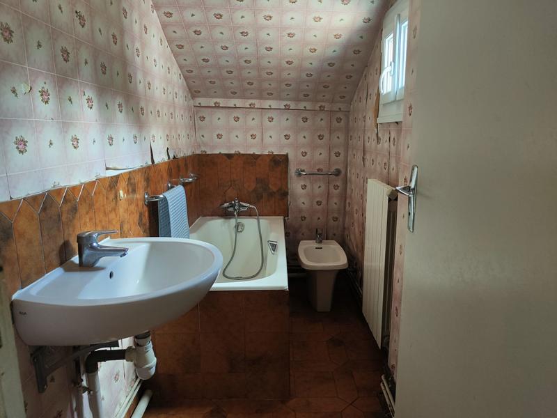 Maison - 75 m² - 5 pièces