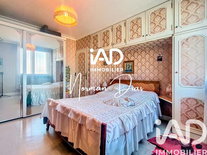 Appartement - 77 m² - 4 pièces