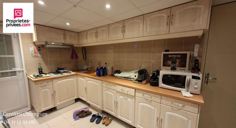 Maison - 214 m² - 7 pièces