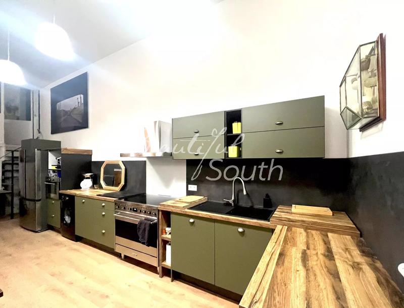 Hôtel particulier - 300 m² - 8 pièces