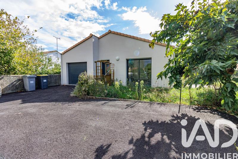 Maison - 90 m² - 5 pièces