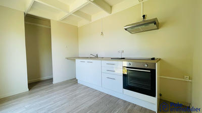 Maison ancienne - 94 m² - 5 pièces