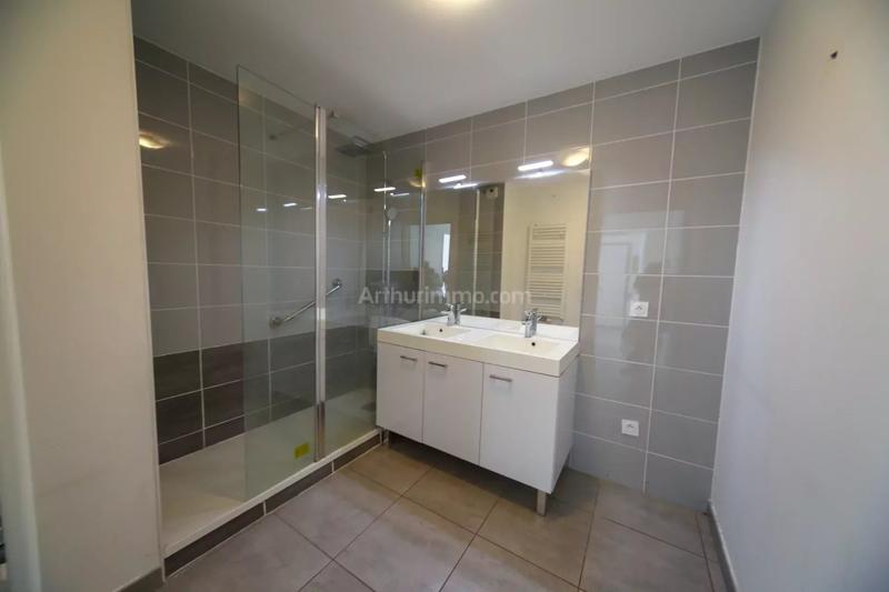 Appartement - 80 m² - 4 pièces