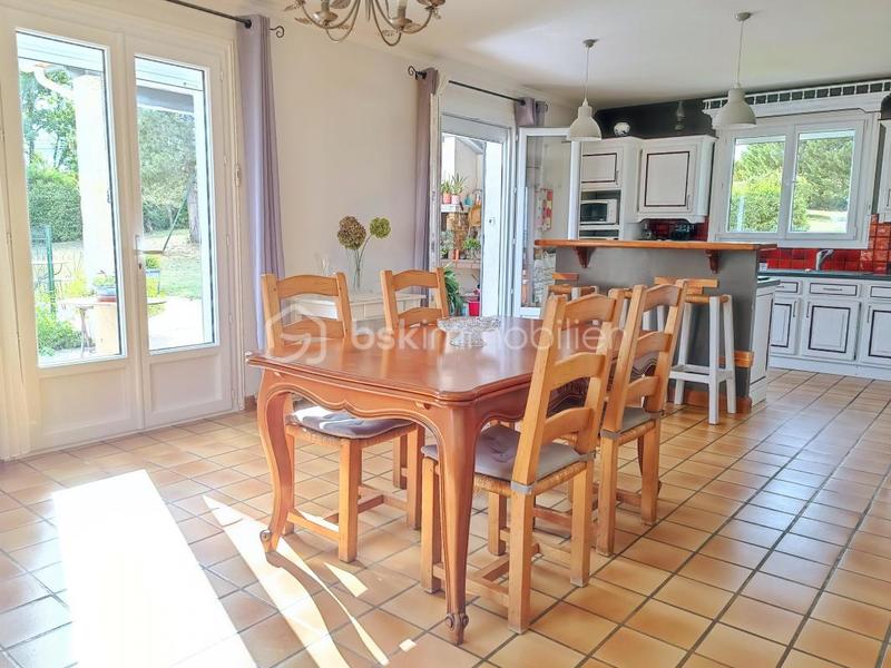 Villa - 190 m² - 6 pièces