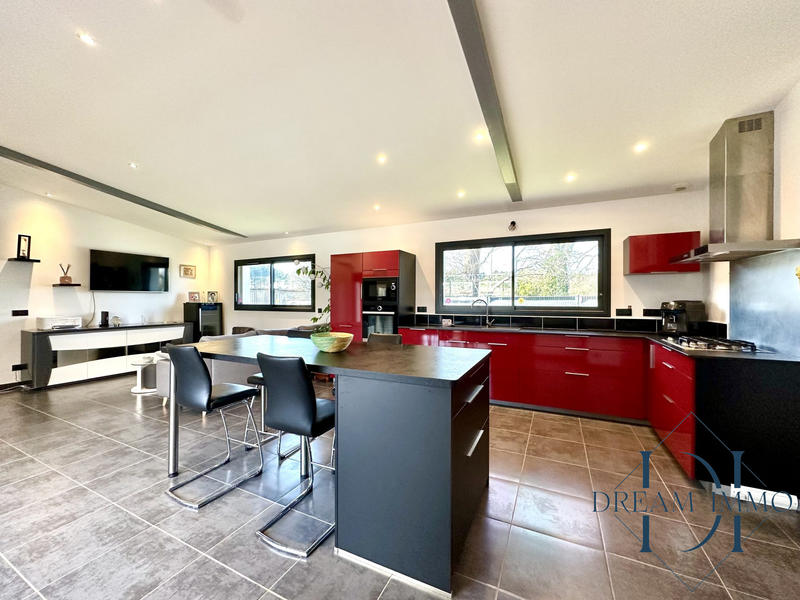 Maison contemporaine - 127 m² - 4 pièces