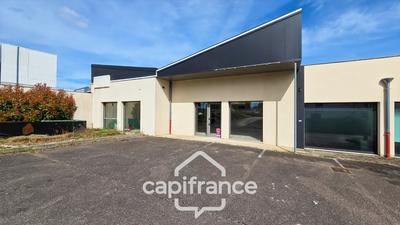 Local commercial - 140 m² - 3 pièces