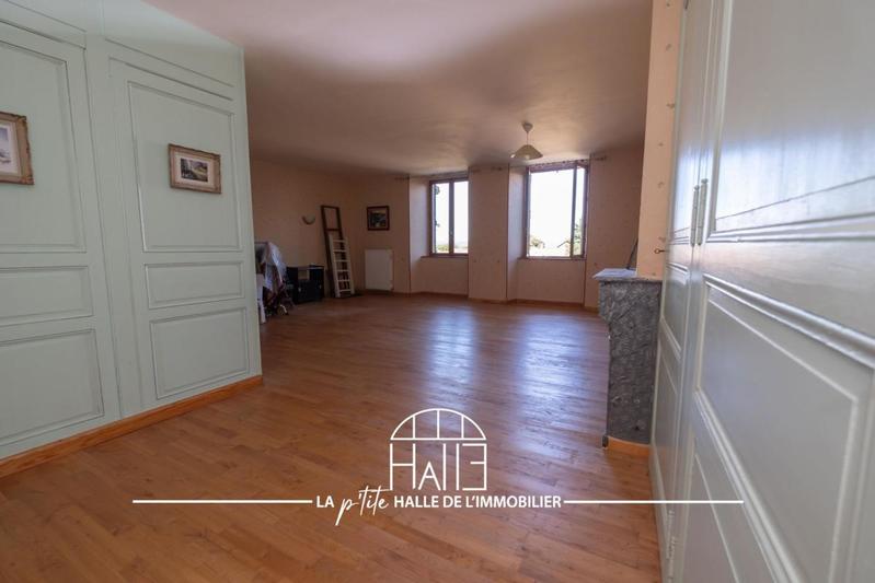 Maison - 210 m² - 6 pièces