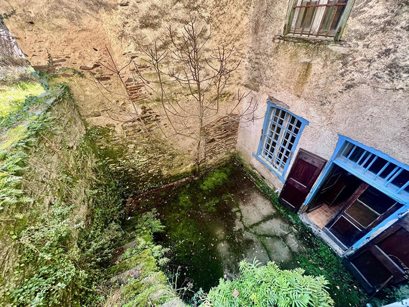 Maison - 181 m² - 8 pièces