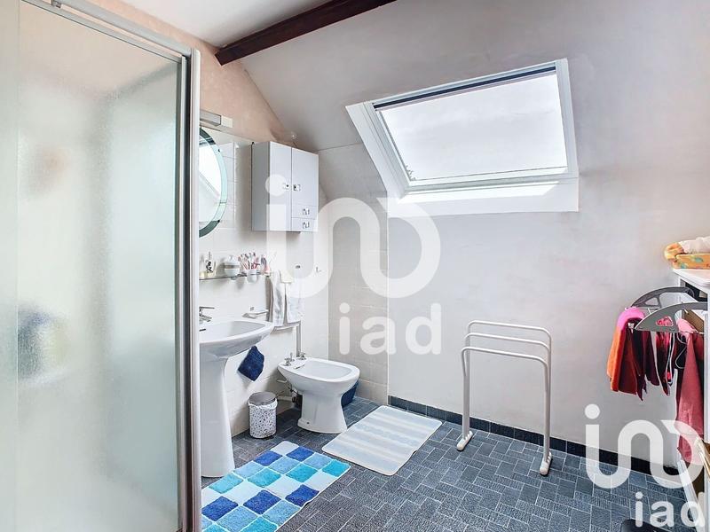 Maison - 170 m² - 8 pièces