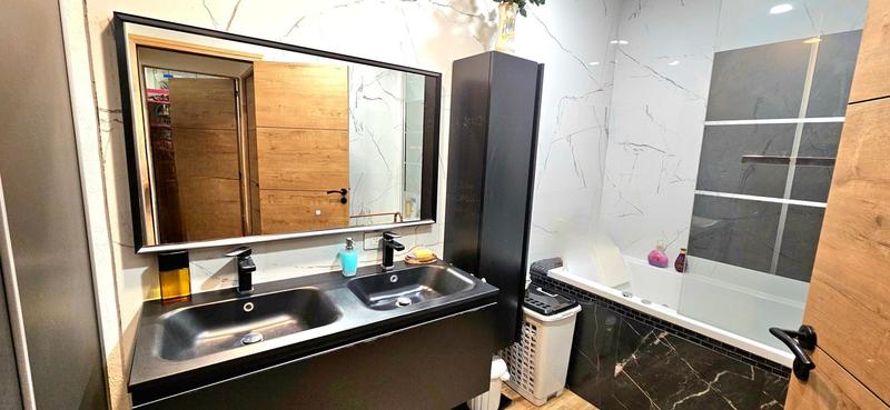 Duplex - 131 m² - 4 pièces