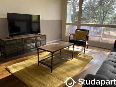 Chambre - 12 m² - 1 pièce